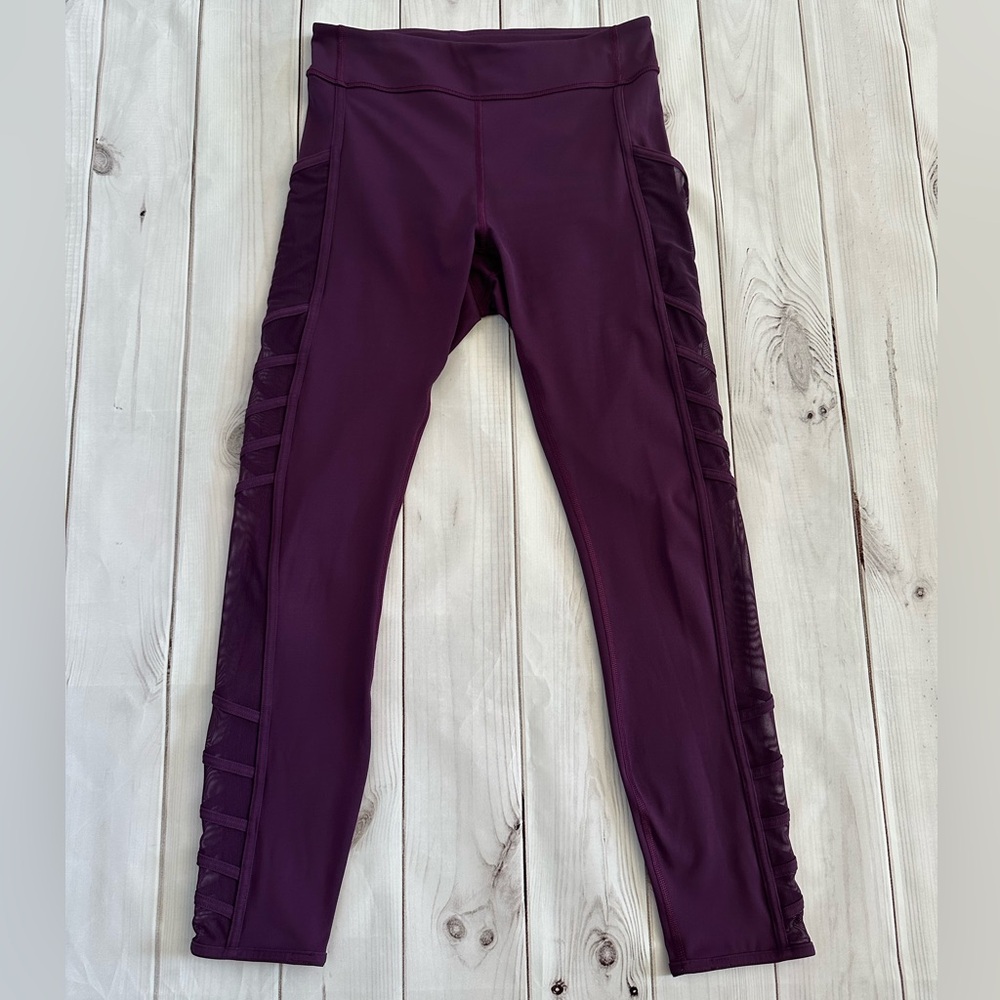 Lululemon Mesh Side and Pocket Tight